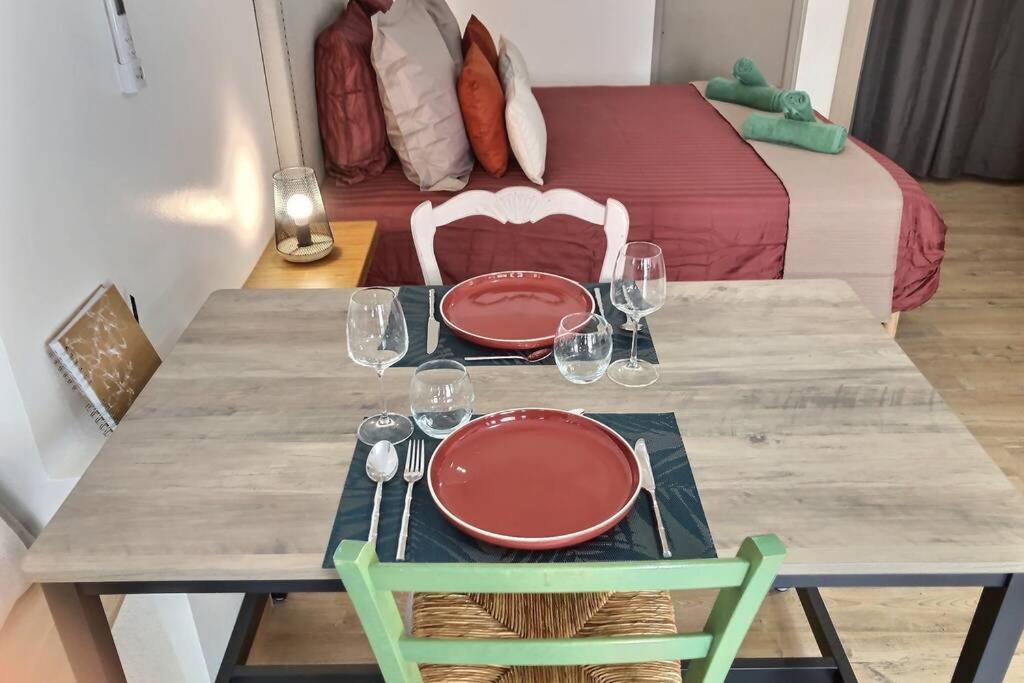 Studio Tout Confort, Terrasse, Calme Moustiers #7 Apartment Ngoại thất bức ảnh